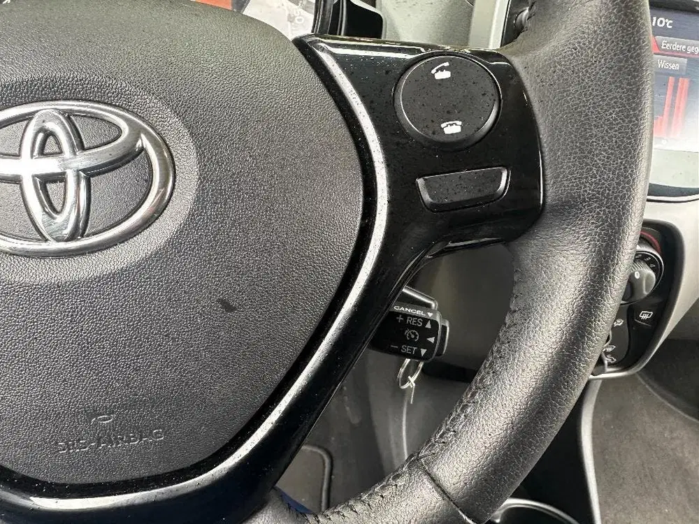 Toyota Aygo X-play Team D bj 2020 27.000km Camera Navi uit 2020, foto 14