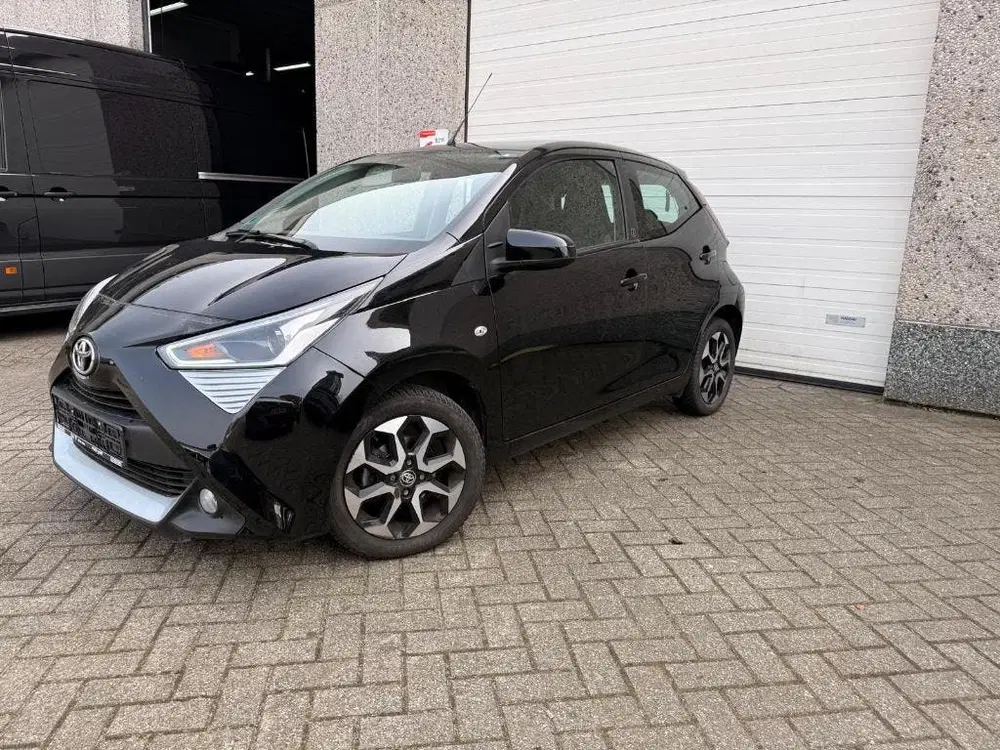 Toyota Aygo X-play Team D bj 2020 27.000km Camera Navi uit 2020, foto 2