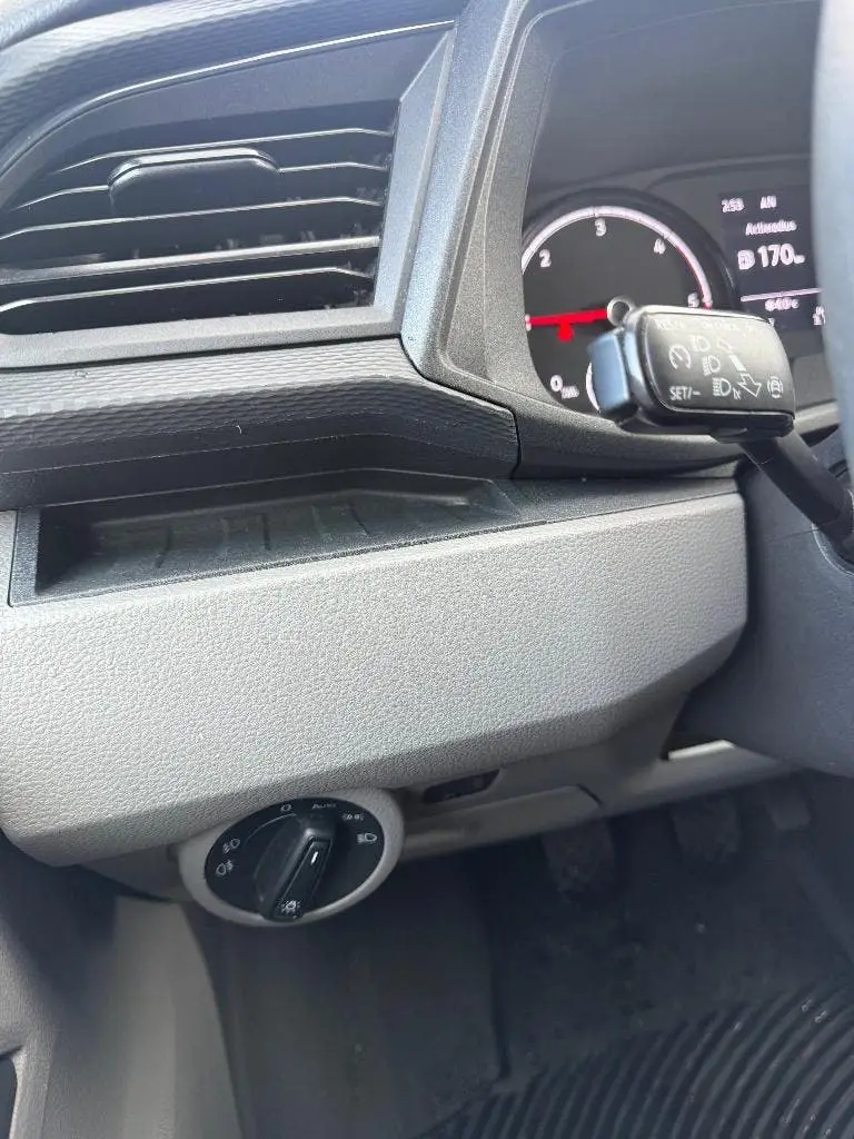 Volkswagen Transporter Kombi 2.0 TDI 110pk L1h1 9-persoons uit 2022, foto 13