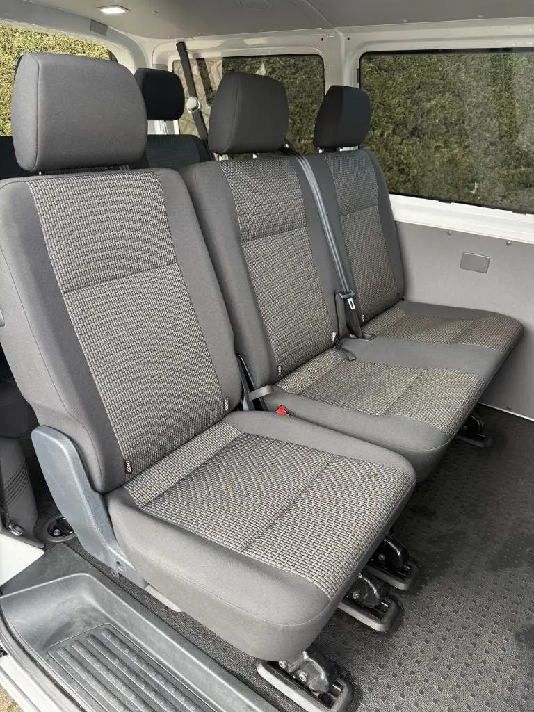 Volkswagen Transporter Kombi 2.0 TDI 110pk L1h1 9-persoons uit 2022, foto 19