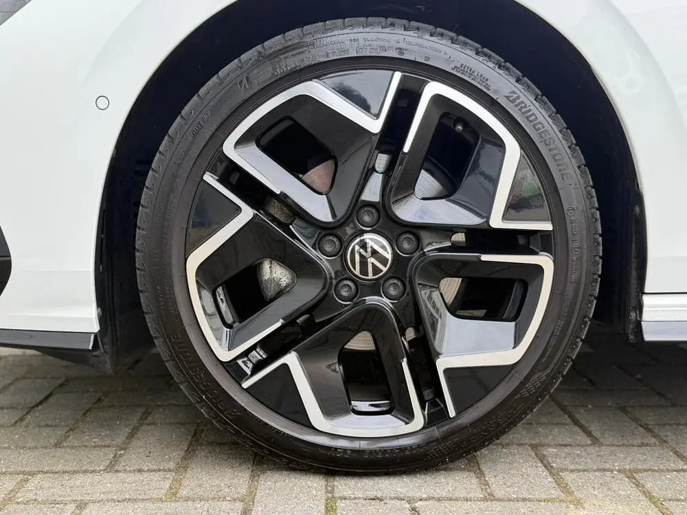 Volkswagen Golf 8.5 1.5 eTSI R-Line 150PK | Pano | 360 | H&K uit 2025, foto 11