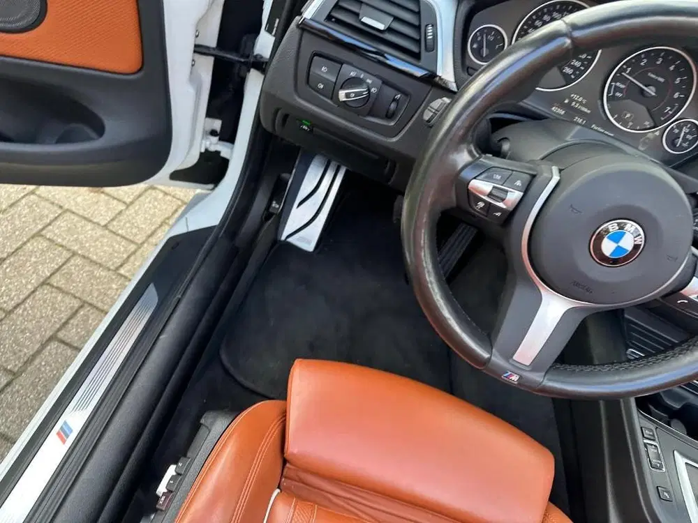 BMW 4-serie 420i Cabrio M Sport Shadow-Line Individual uit 2019, foto 14