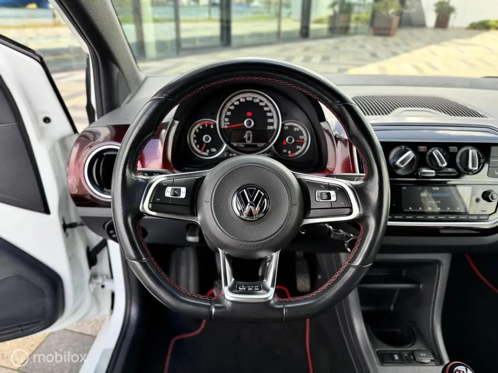 Volkswagen Up! 1.0 TSI GTI | Stuurverwarming | 116 PK uit 2019, foto 17