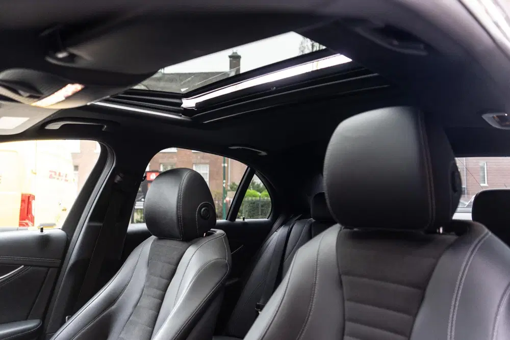 Mercedes-Benz E-Klasse Mercedes E-klasse 300 e AMG Pano uit 2020, foto 12