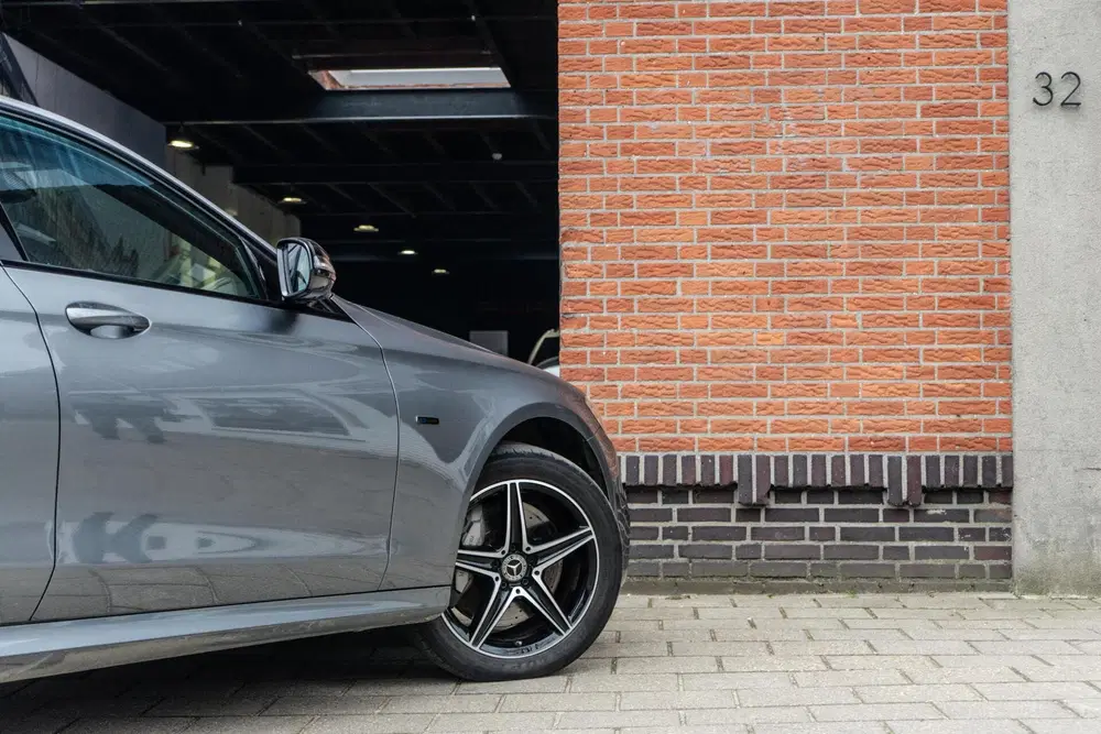 Mercedes-Benz E-Klasse Mercedes E-klasse 300 e AMG Pano uit 2020, foto 9