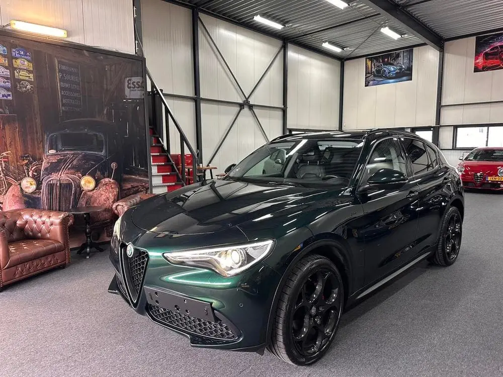 Alfa Romeo Stelvio Stelvio 2.0 T 206KW 280 PK 2021 Q4 Groen Veloce Stoelen uit 2021, foto 4