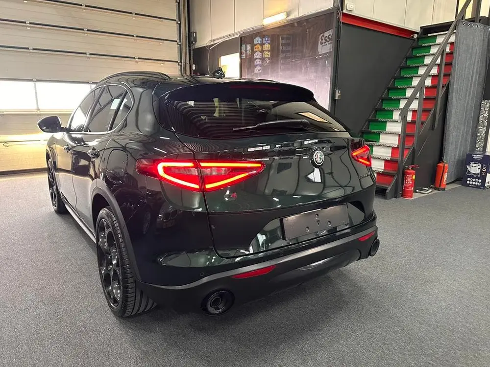 Alfa Romeo Stelvio Stelvio 2.0 T 206KW 280 PK 2021 Q4 Groen Veloce Stoelen uit 2021, foto 7