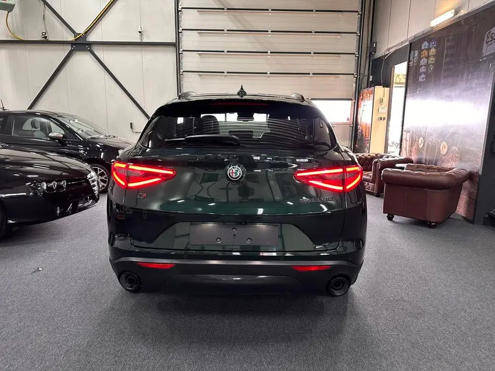 Alfa Romeo Stelvio Stelvio 2.0 T 206KW 280 PK 2021 Q4 Groen Veloce Stoelen uit 2021, foto 8