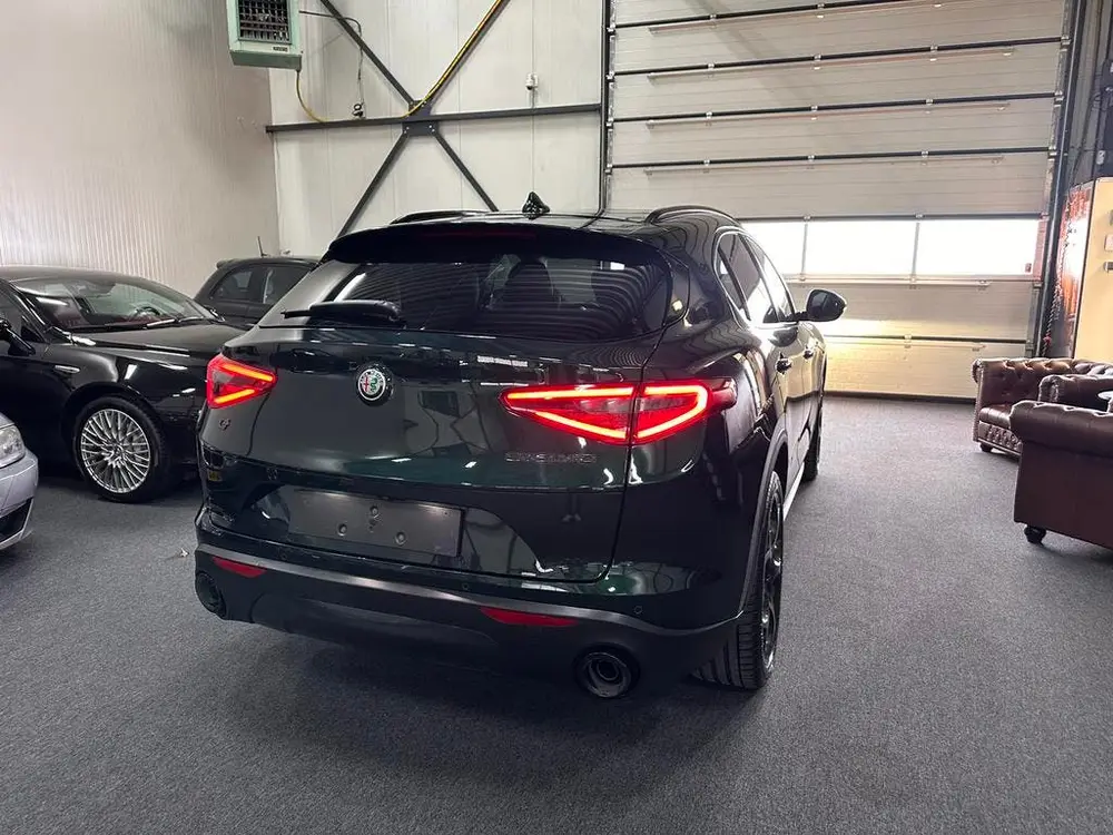 Alfa Romeo Stelvio Stelvio 2.0 T 206KW 280 PK 2021 Q4 Groen Veloce Stoelen uit 2021, foto 9