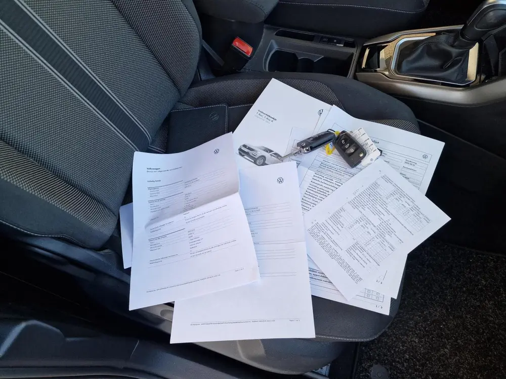 Volkswagen T-Roc 1.5 TSI Style Business|Clima|Camera|PDC|ACC uit 2022, foto 17