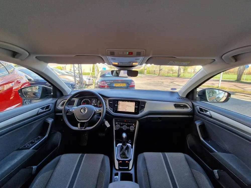 Volkswagen T-Roc 1.5 TSI Style Business|Clima|Camera|PDC|ACC uit 2022, foto 3