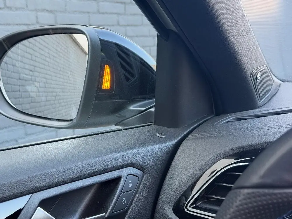 Volkswagen T-Roc R 2.0 TSI 300PK 4M PANO AKRA KEYLESS ACC IQ uit 2022, foto 15