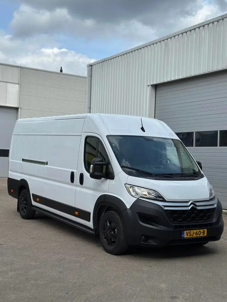 Citroën Jumper CC 35 L4 2.0 Bluehdi 165pk S&S 2022 Wit uit 2022, foto 4