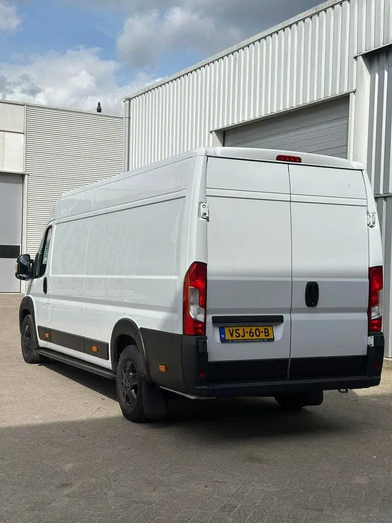 Citroën Jumper CC 35 L4 2.0 Bluehdi 165pk S&S 2022 Wit uit 2022, foto 9