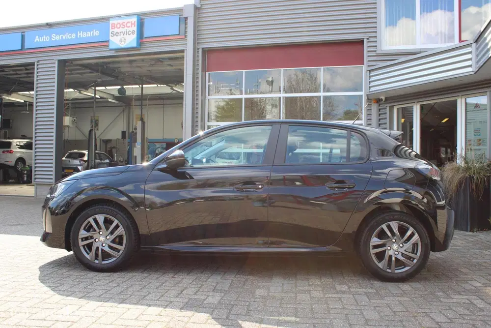 Peugeot 208 1.2 PureTech Active Pack uit 2022, foto 10