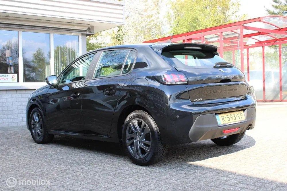 Peugeot 208 1.2 PureTech Active Pack uit 2022, foto 14