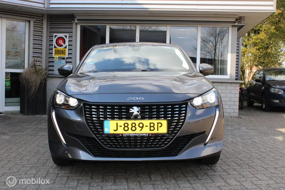 Peugeot 208 1.2 PureTech Blue Lease Allure uit 2020, foto 14