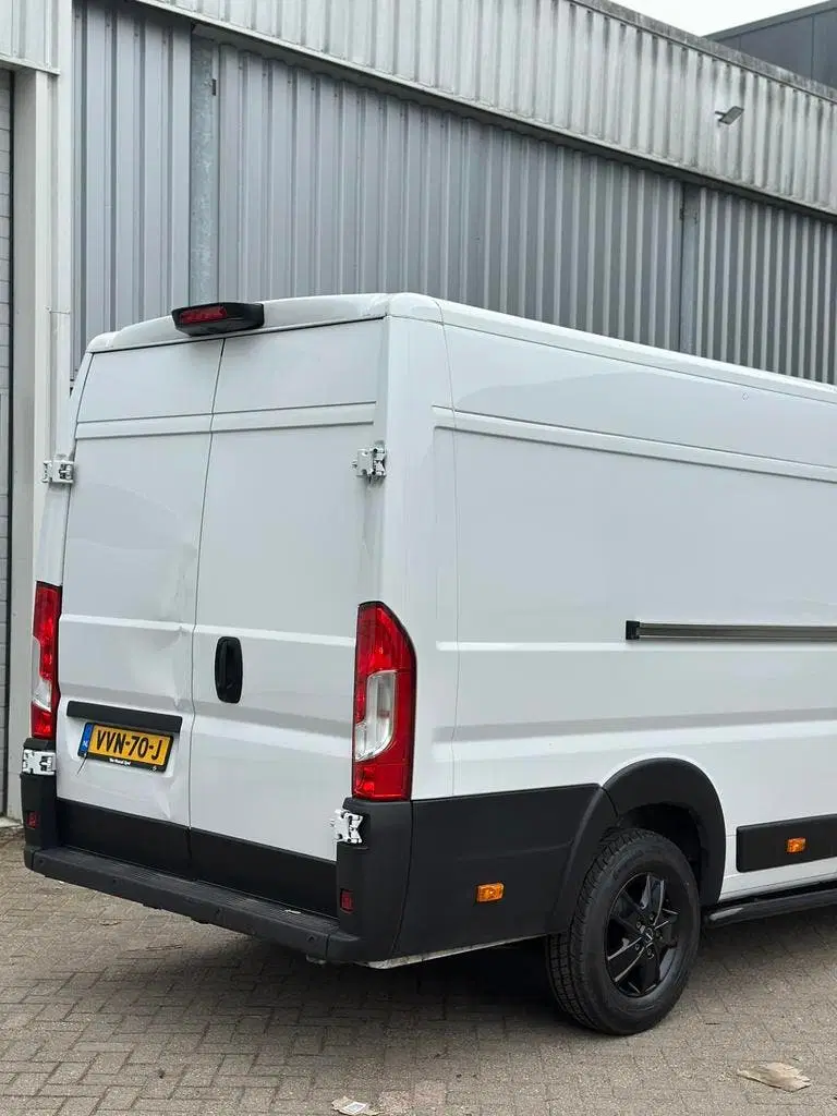 Opel Movano CC 2.2 Diesel 140pk L4 S&S Zwaar 2023 Wit uit 2023, foto 5