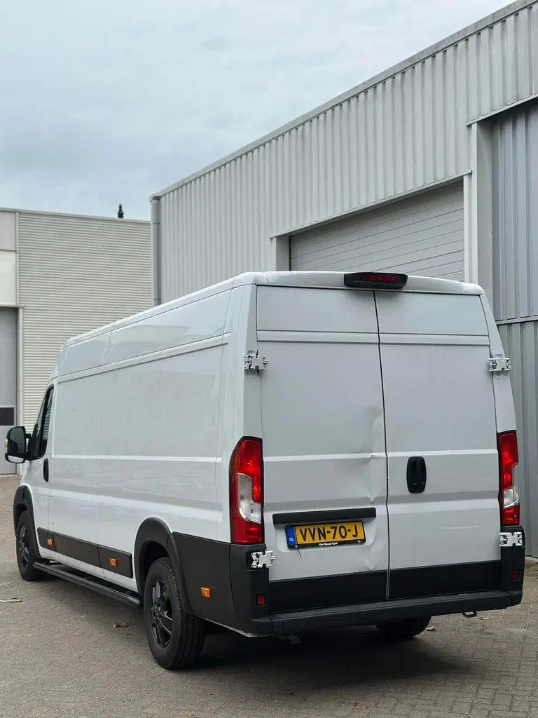 Opel Movano CC 2.2 Diesel 140pk L4 S&S Zwaar 2023 Wit uit 2023, foto 8