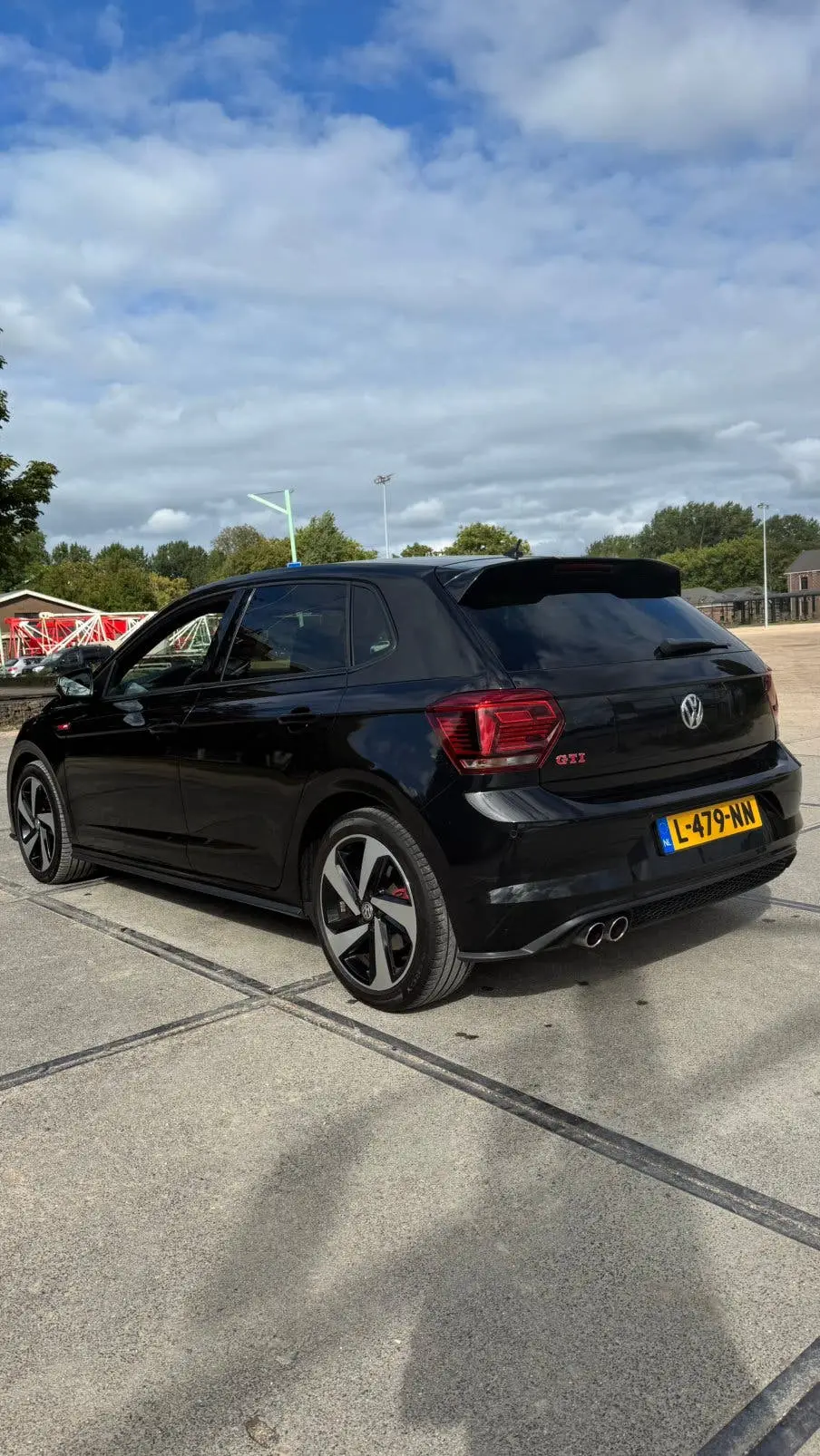 Volkswagen Polo gti 2.0 TSI 200pk 6-DSG 2019 Zwart uit 2019, foto 4
