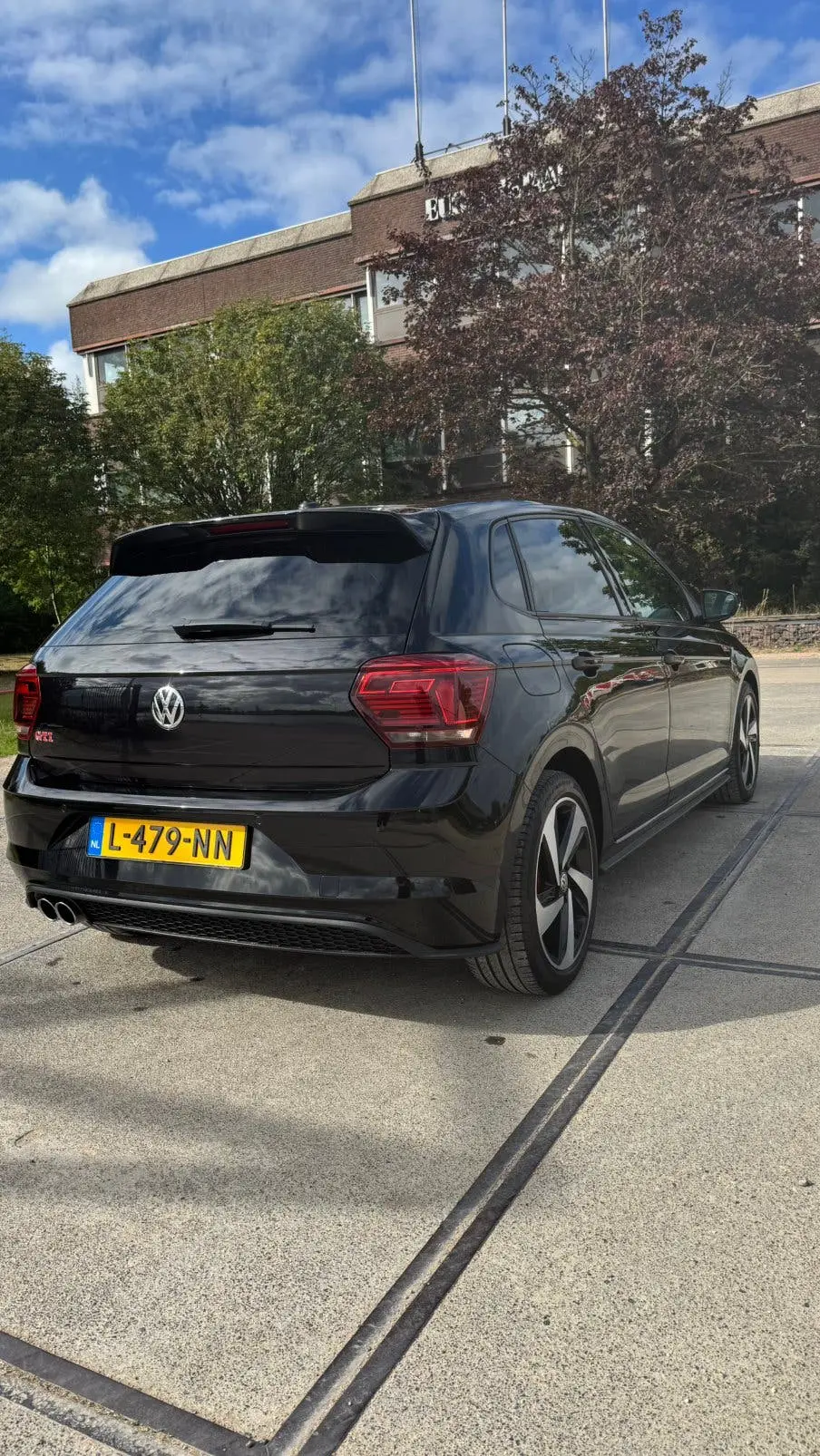 Volkswagen Polo gti 2.0 TSI 200pk 6-DSG 2019 Zwart uit 2019, foto 6