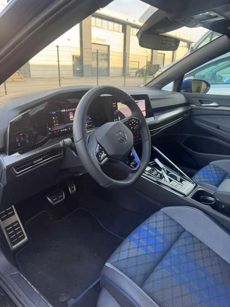 Volkswagen Golf 8 R 20 years edition uit 2024, foto 9