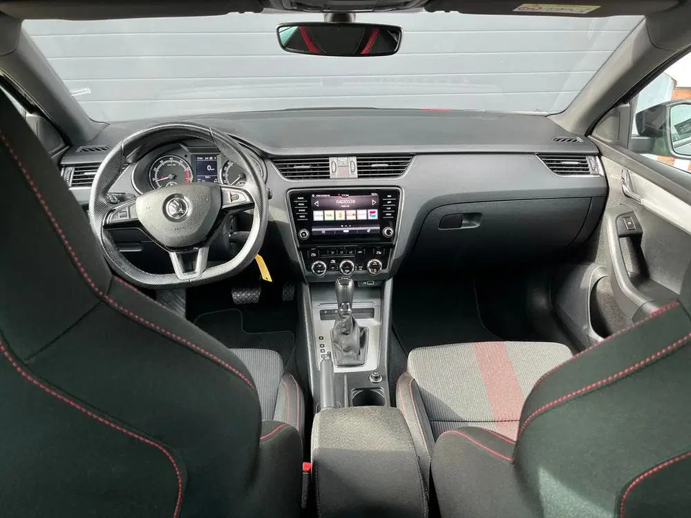 Skoda Octavia Octavia 1.5 TSI Greentech Sport Business uit 2020, foto 15