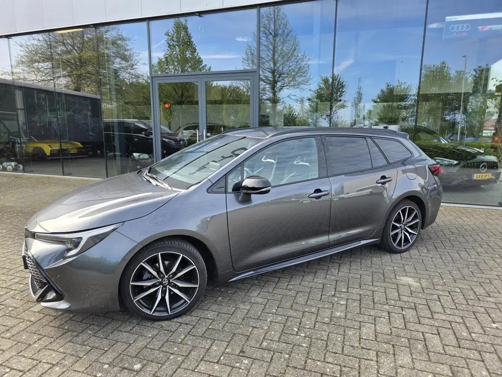 Toyota Corolla 1.8 Hybrid 140 Hybrid GR-Sport uit 2023, foto 3