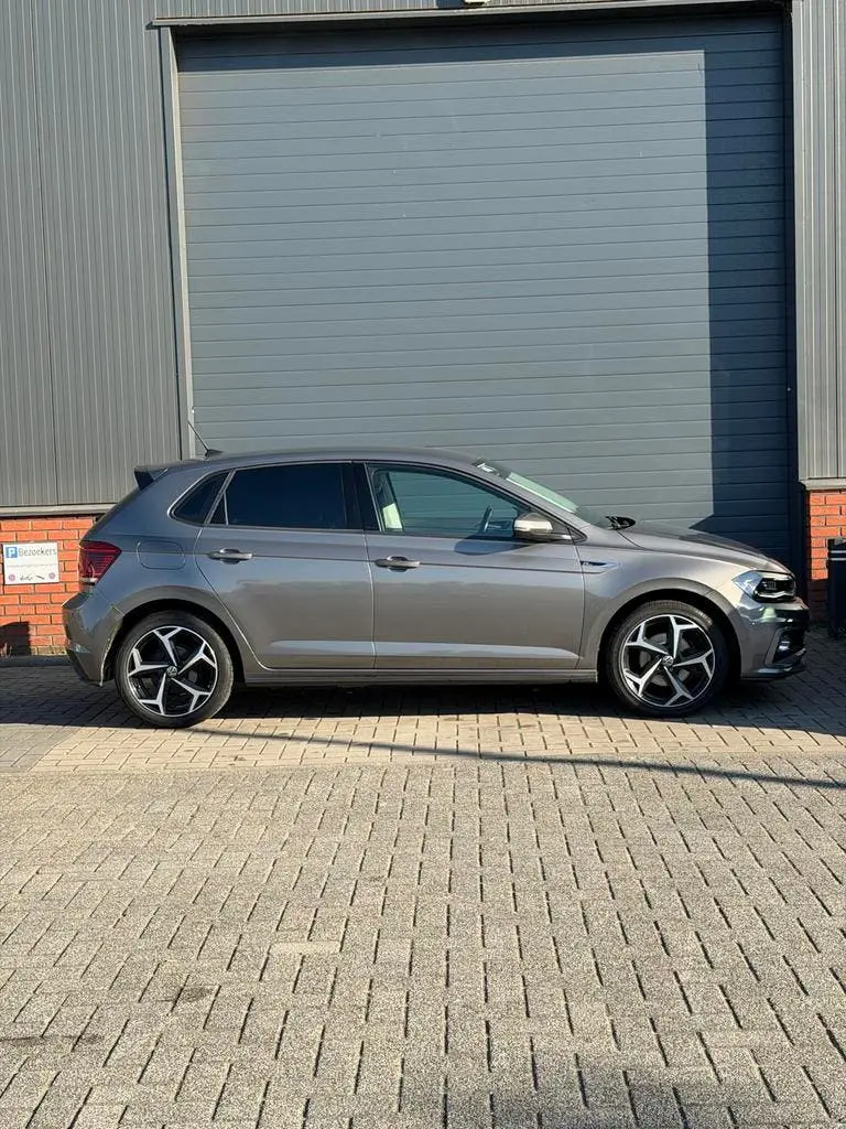 Volkswagen Polo 1.6 TDI 95pk 7-DSG 2021 R-line uit 2021, foto 3