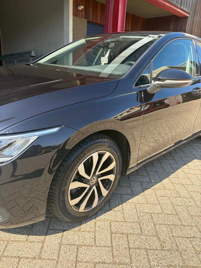 Volkswagen Golf 8, 2.0 TDI, Activ Edition/R-Line, 7-DSG 2021 uit 2021, foto 2
