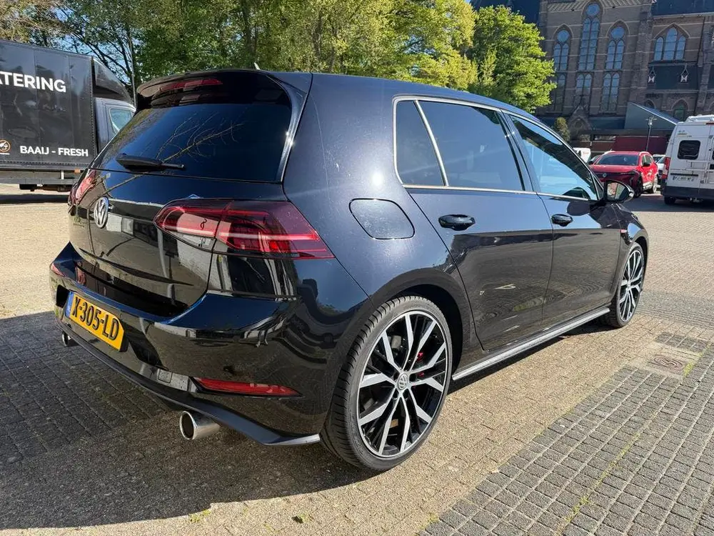 Volkswagen Golf VII Golf 7.5 GTI 2.0 TSI 245pk 7-DSG 5D 2019 Full Ops uit 2019, foto 2