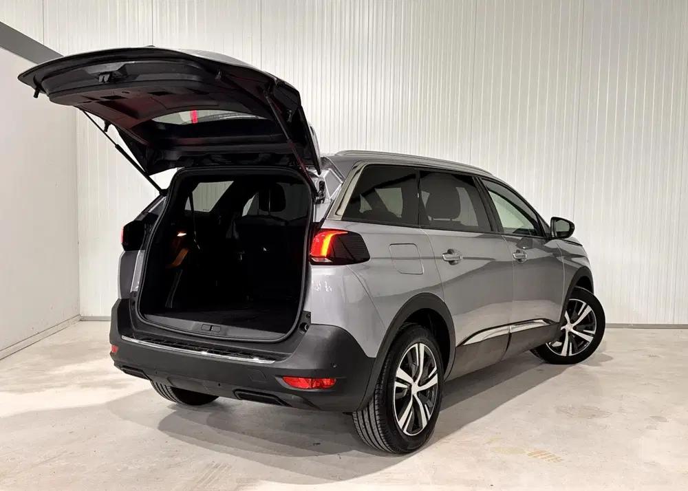 Peugeot 5008 1.2 PureTech Active Pack Business uit 2023, foto 8