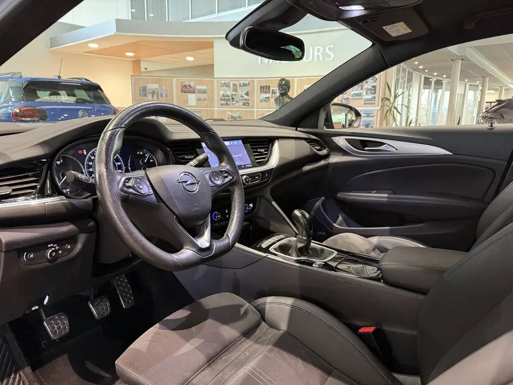 Opel Insignia Sport 1.5 CDTI Ultimate NL auto uit 2021, foto 2