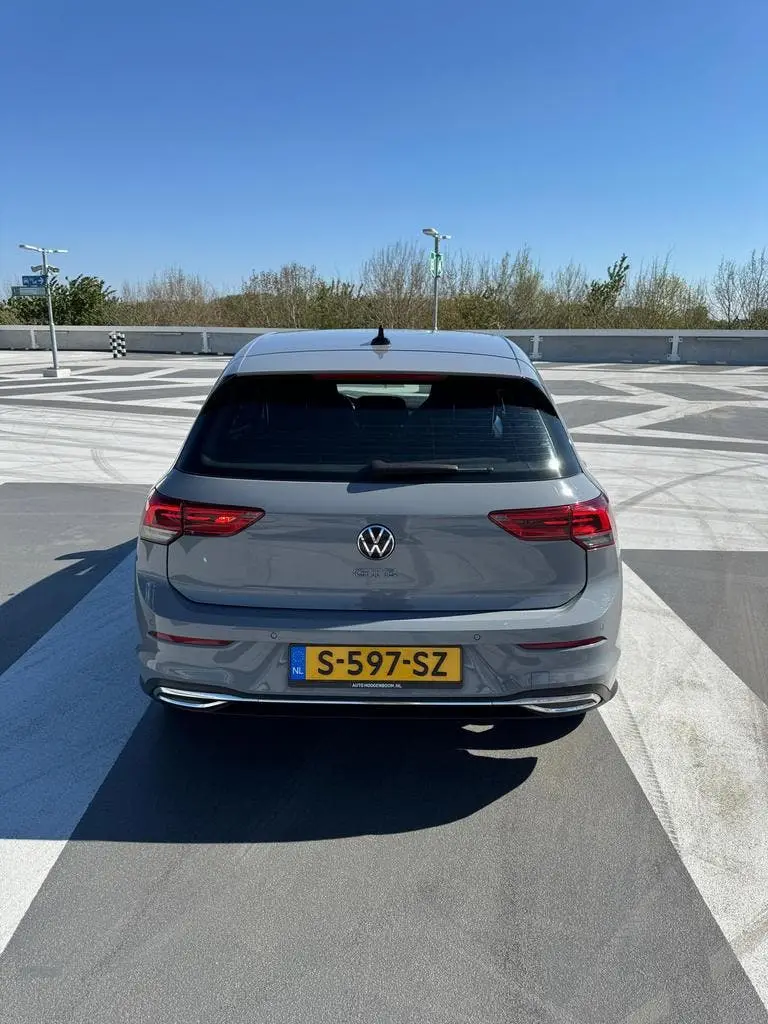 Volkswagen Golf 1.4 Ehybrid 245pk DSG 2021 Grijs uit 2021, foto 6