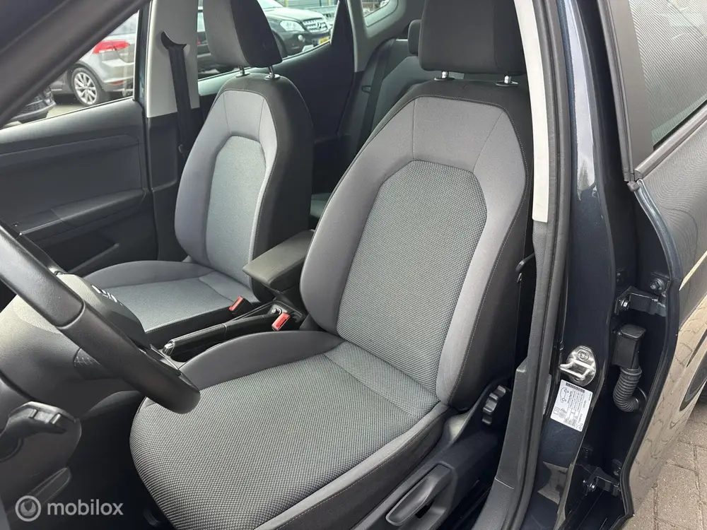 SEAT Arona 1.0 TSI Style Automaat Carplay Camera Led uit 2019, foto 9