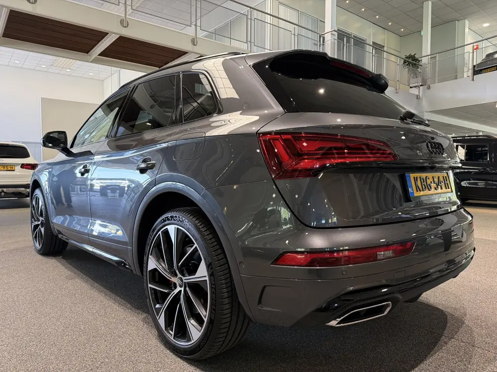 Audi Q5 50 TFSI e S edition uit 2021, foto 7