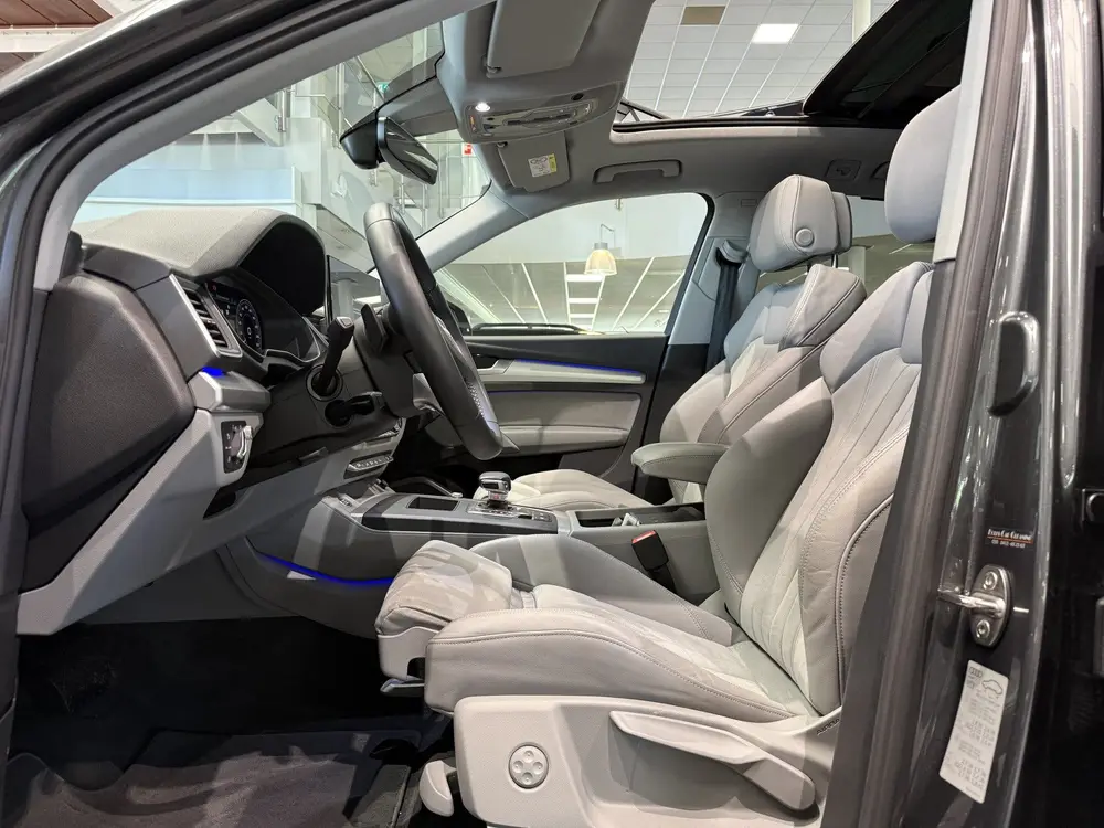 Audi Q5 50 TFSI e S edition uit 2021, foto 9