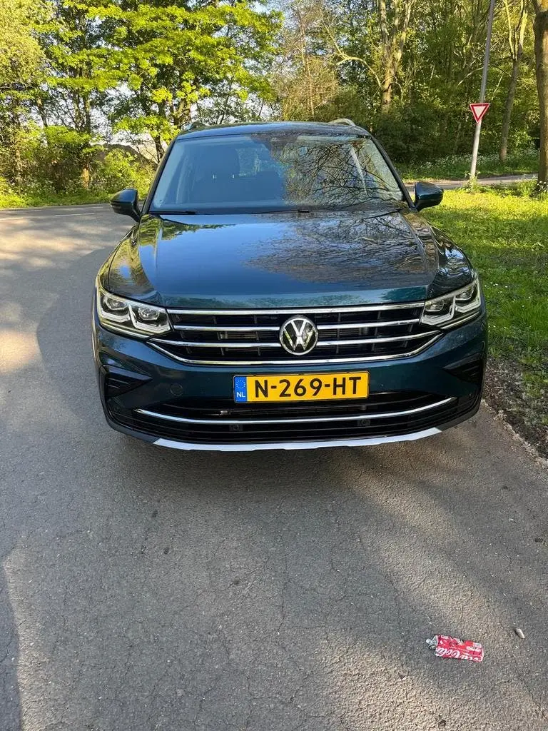 Volkswagen Tiguan 1.5 TSI FaceLift 2021 Blauw KM 50.500 uit 2021