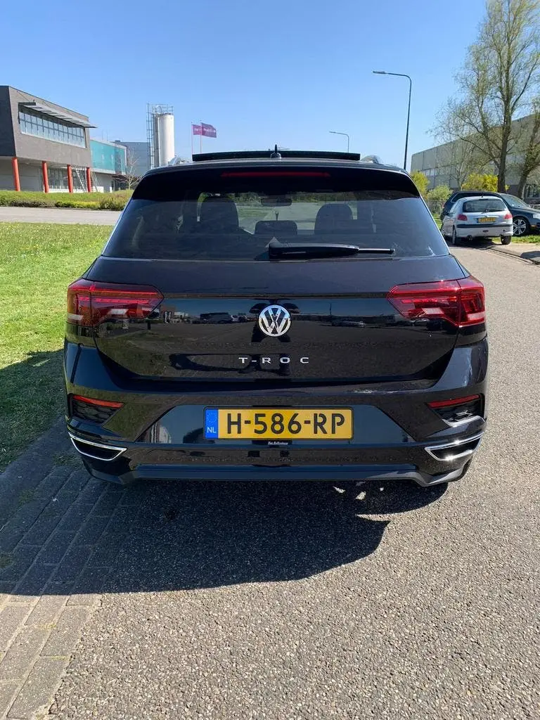 Volkswagen T-Roc 1.5 TSI 3x R-line, Pano, Digital, 19 inch uit 2019, foto 4