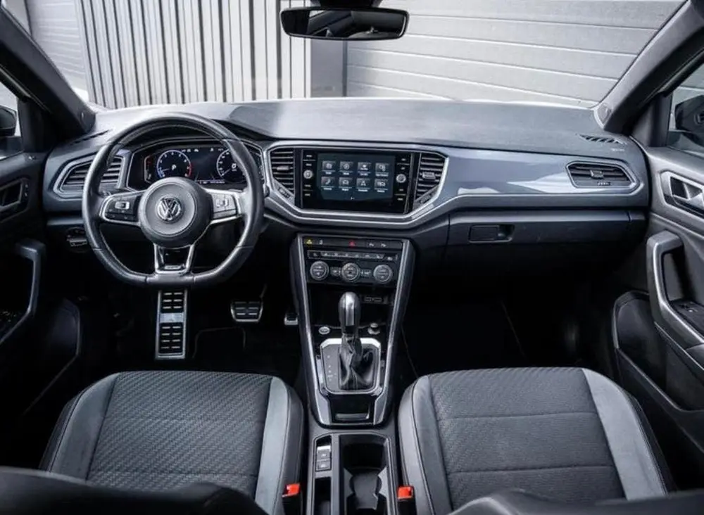 Volkswagen T-Roc 1.5 TSI 3x R-line, Pano, Digital, 19 inch uit 2019, foto 9