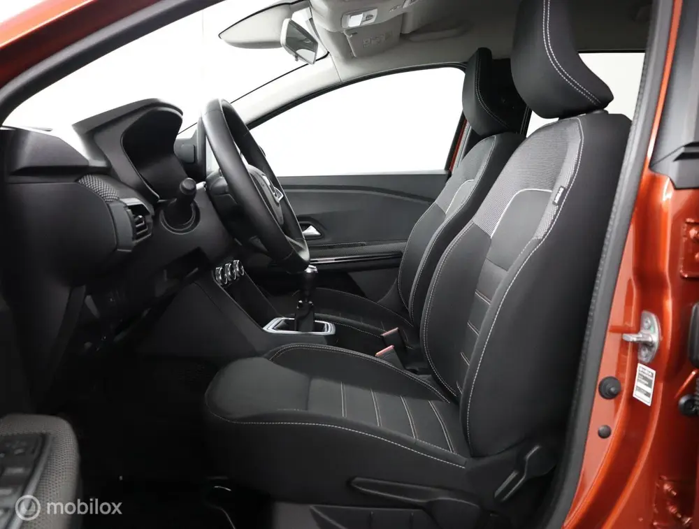 Dacia Jogger 1.0 TCe 100 Bi-Fuel Extreme 5p. uit 2022, foto 16