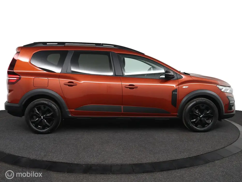 Dacia Jogger 1.0 TCe 100 Bi-Fuel Extreme 5p. uit 2022, foto 2