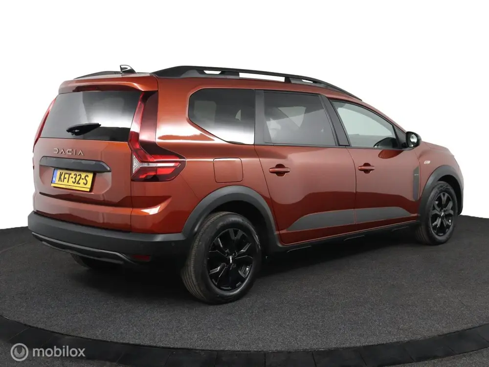 Dacia Jogger 1.0 TCe 100 Bi-Fuel Extreme 5p. uit 2022, foto 3