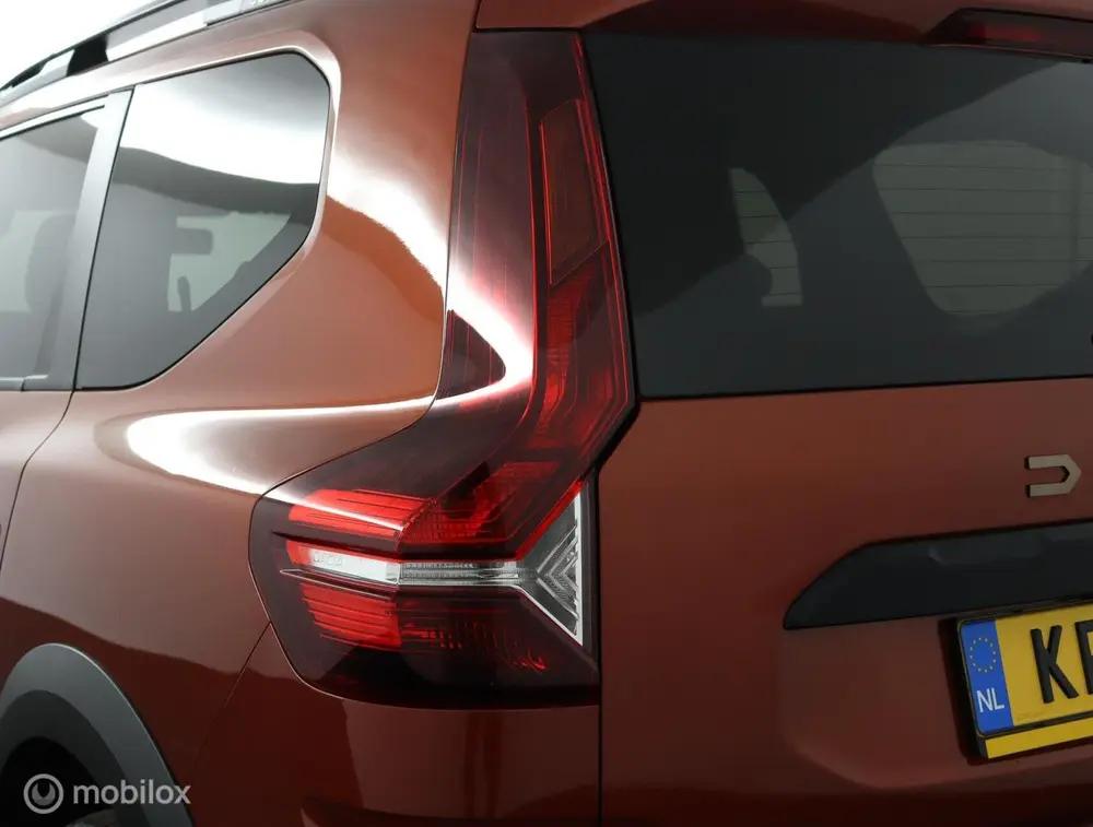 Dacia Jogger 1.0 TCe 100 Bi-Fuel Extreme 5p. uit 2022, foto 8