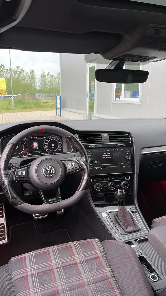 Volkswagen Golf 2.0 TSI GTI Performance PANO Nap LED 2020 uit 2020, foto 7