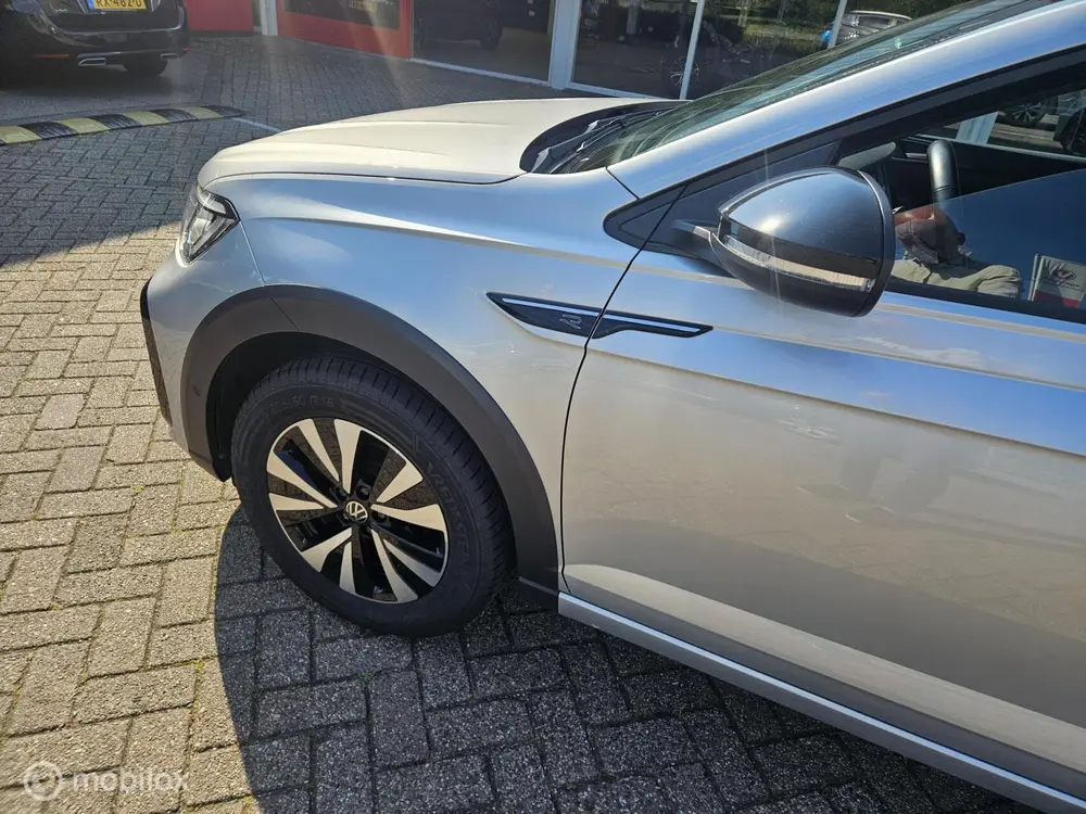 Volkswagen Taigo 1.0 TSI R-Line Business uit 2024, foto 11