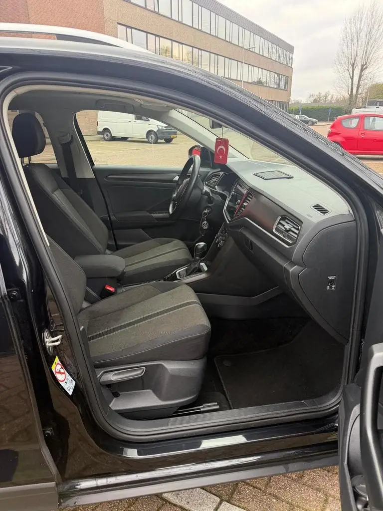 Volkswagen T-Roc 1.5 TSI 150pk 7-DSG 2019 Zwart uit 2019, foto 13