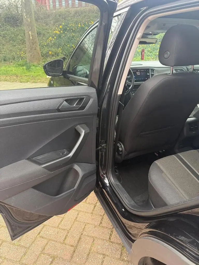 Volkswagen T-Roc 1.5 TSI 150pk 7-DSG 2019 Zwart uit 2019, foto 16