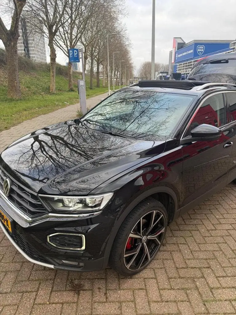 Volkswagen T-Roc 1.5 TSI 150pk 7-DSG 2019 Zwart uit 2019, foto 4
