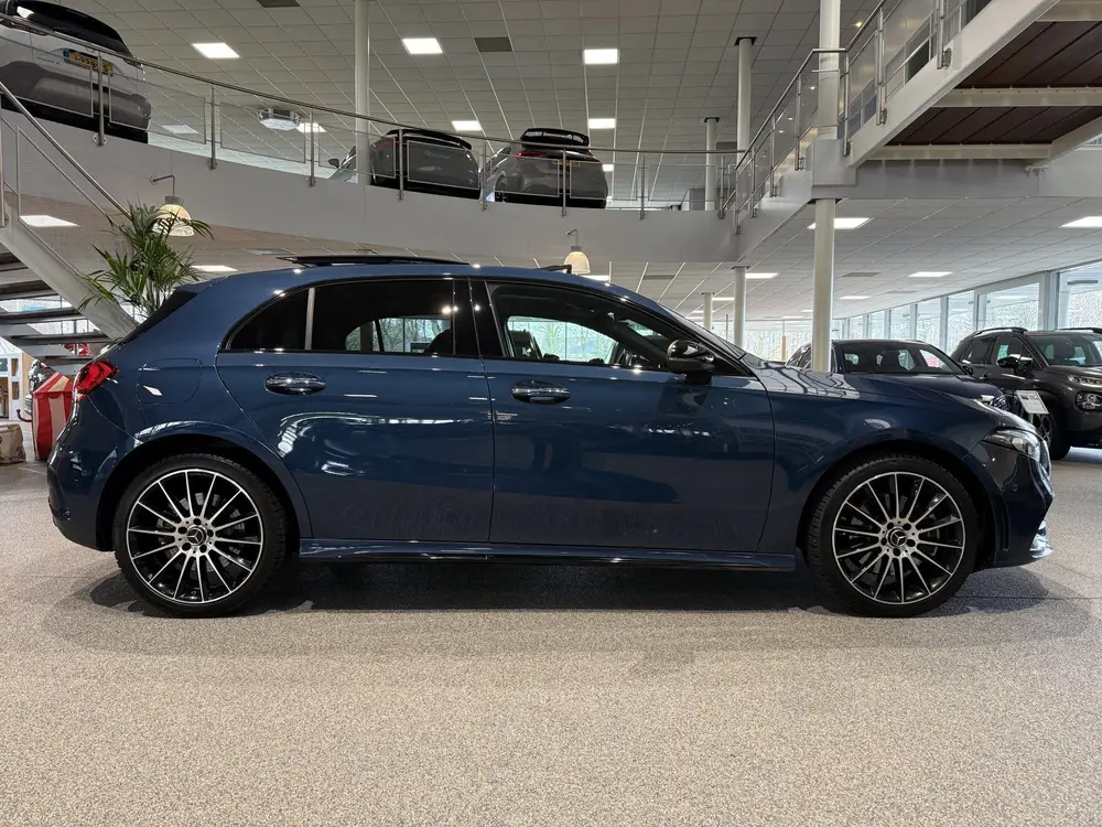 Mercedes-Benz A-Klasse 250 e AMG Limited NL auto uit 2022, foto 4